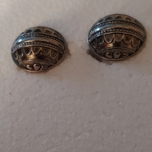 SALE! Vintage Earrings - Picture 3 of 4